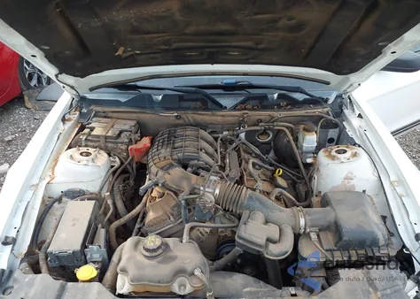 2013 Ford Mustang V6 z USA, uszkodzony, nr VIN 1ZVBP8AM1D5274852